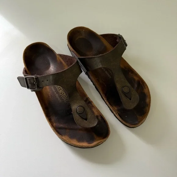 Birkenstock Gizeh Oiled Leather Bronze Sandals Women’s Size 37 - Picture 2 of 10